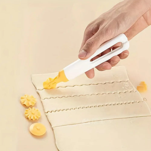 SliceCrafta – 4-in-1 Interchangeable Pizza &amp; Pastry Cutter Set