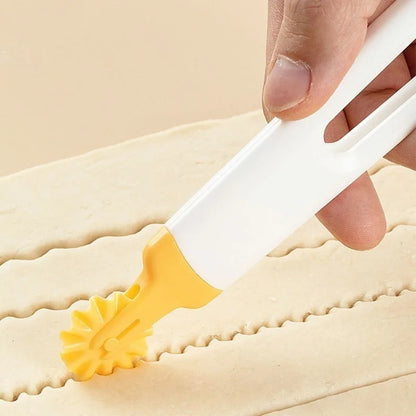 SliceCrafta – 4-in-1 Interchangeable Pizza &amp; Pastry Cutter Set