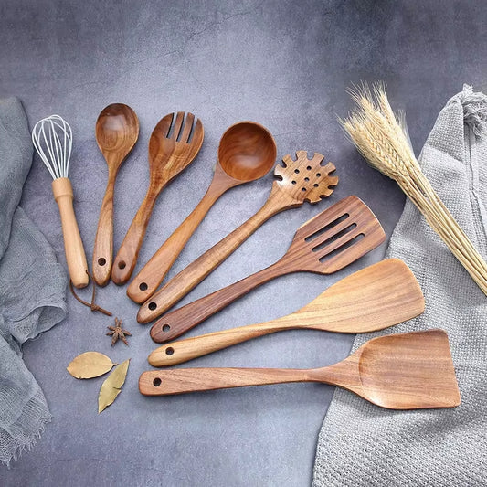 TeakCraft – Wooden Kitchen Utensil Set
