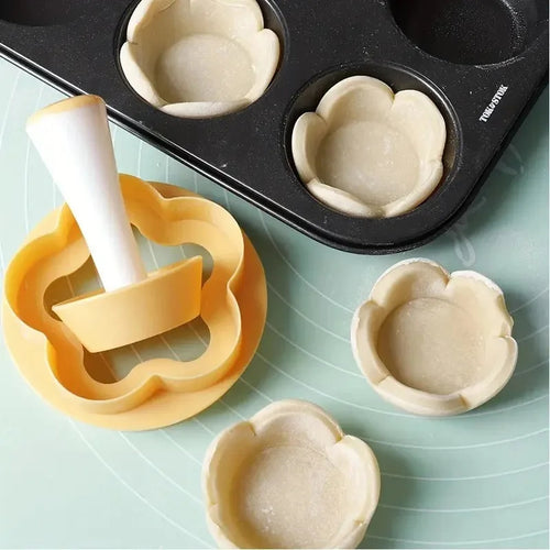 BakeBloom – Pastry Dough & Flower Cutter Set