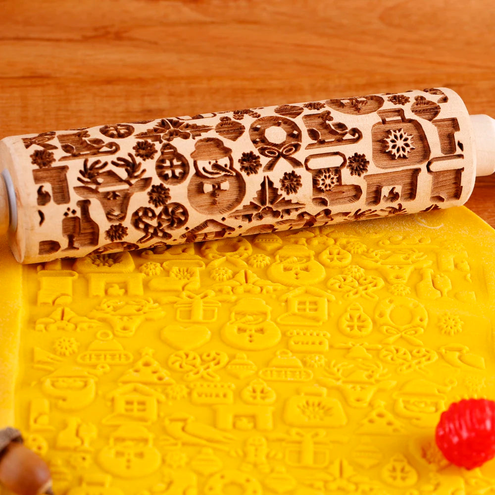 HollyRoll – Christmas Embossed Rolling Pin