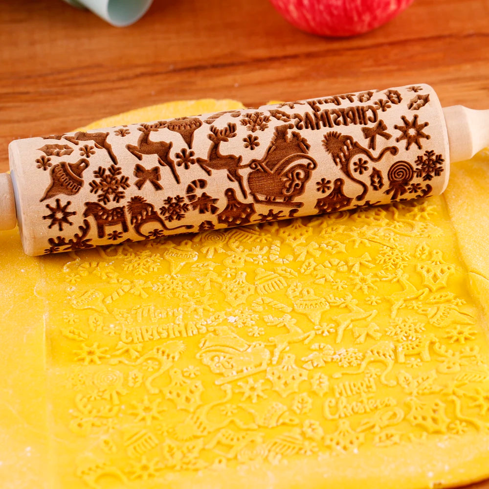 HollyRoll – Christmas Embossed Rolling Pin