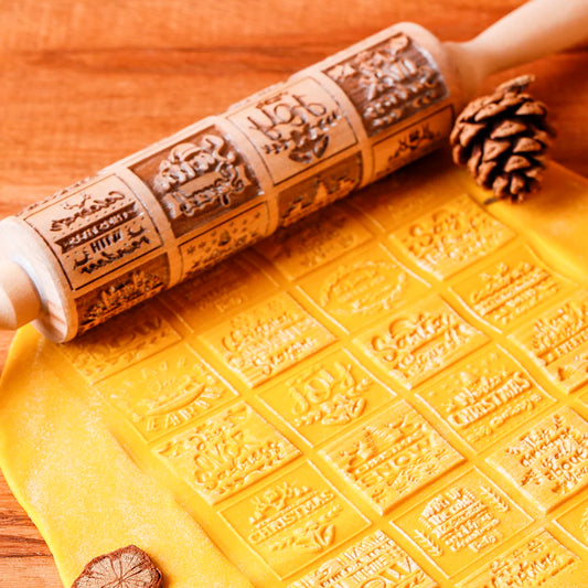 HollyRoll – Christmas Embossed Rolling Pin