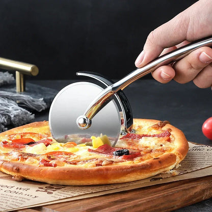 PiezoCut – Stainless Steel Pizza Slicer