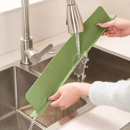 SplashGuard – Silicone Sink Stopper