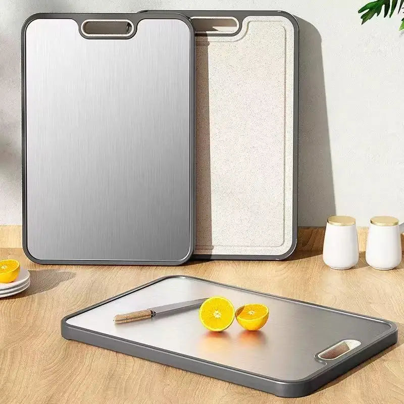 TitanEdge – Double-Sided Titanium Cutting Board