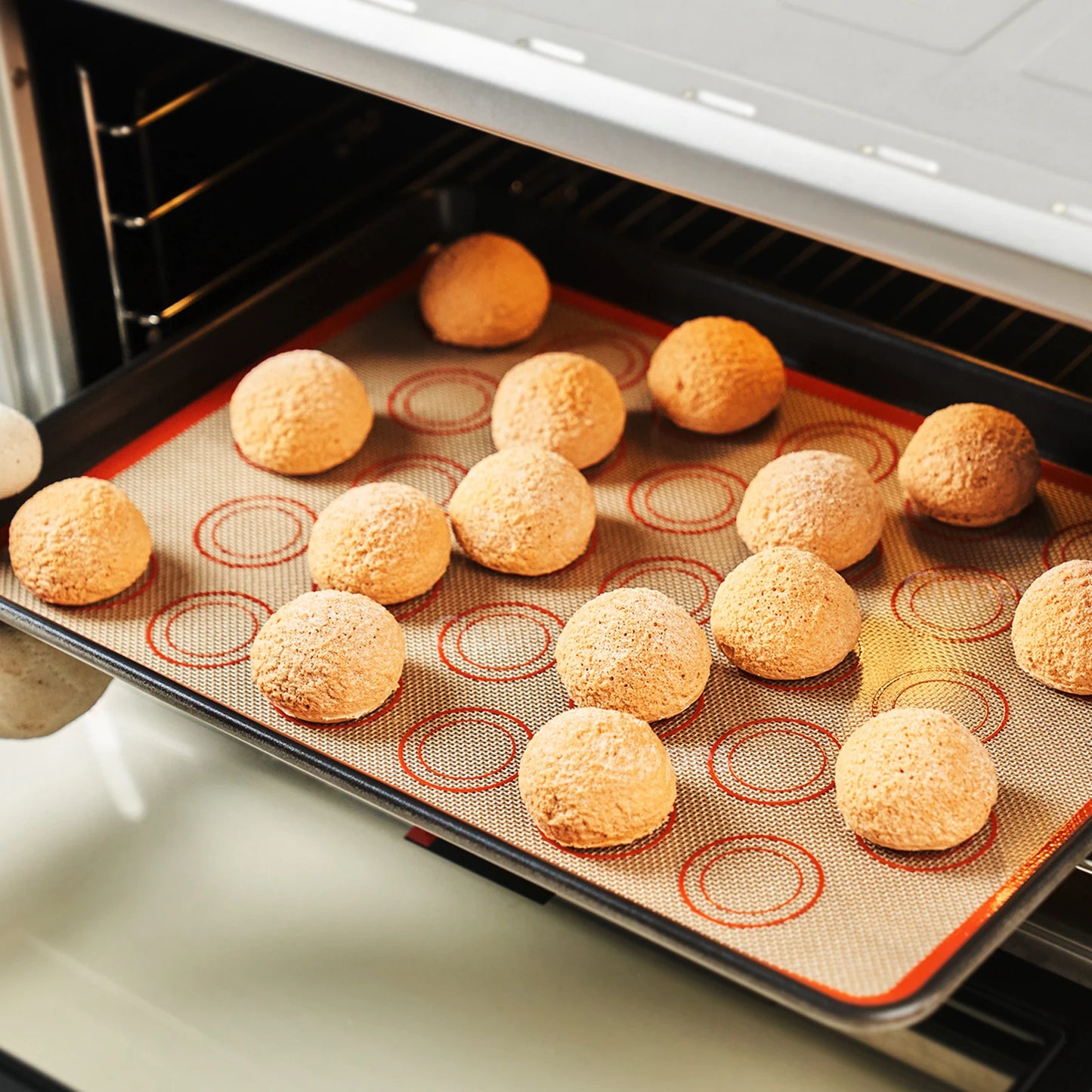 SilvaMatix – 5-Piece Reusable Silicone Baking Mat Set