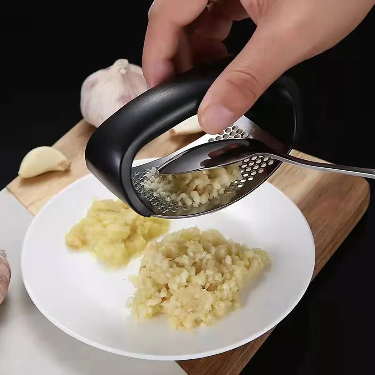 Garlicra – Manual Stainless Steel Garlic Press
