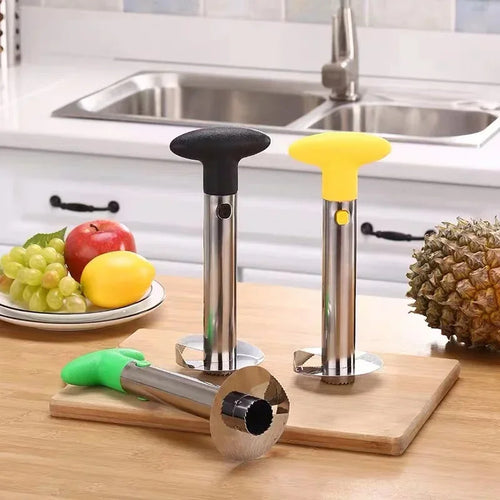Pineavera – Pineapple Slicer and Peeler