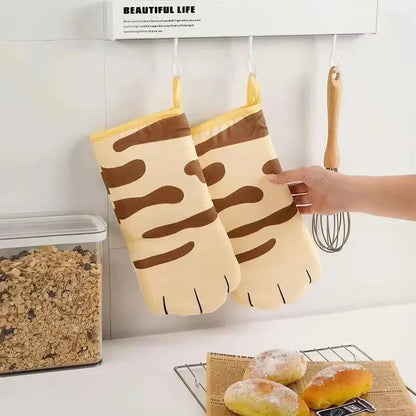 Pawcita – Cat Paw-Shaped Oven Mitt