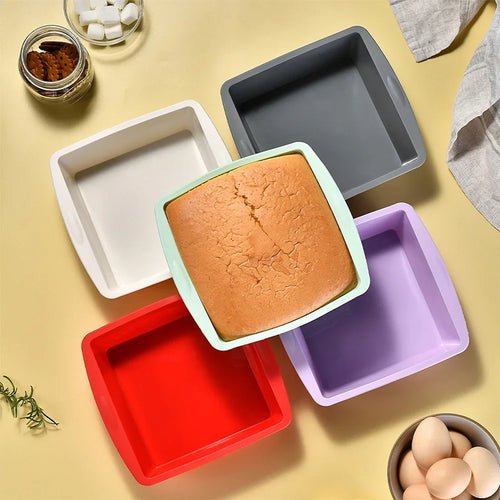 QuadraBake – 4PCS Silicone Square Cake Plate Set