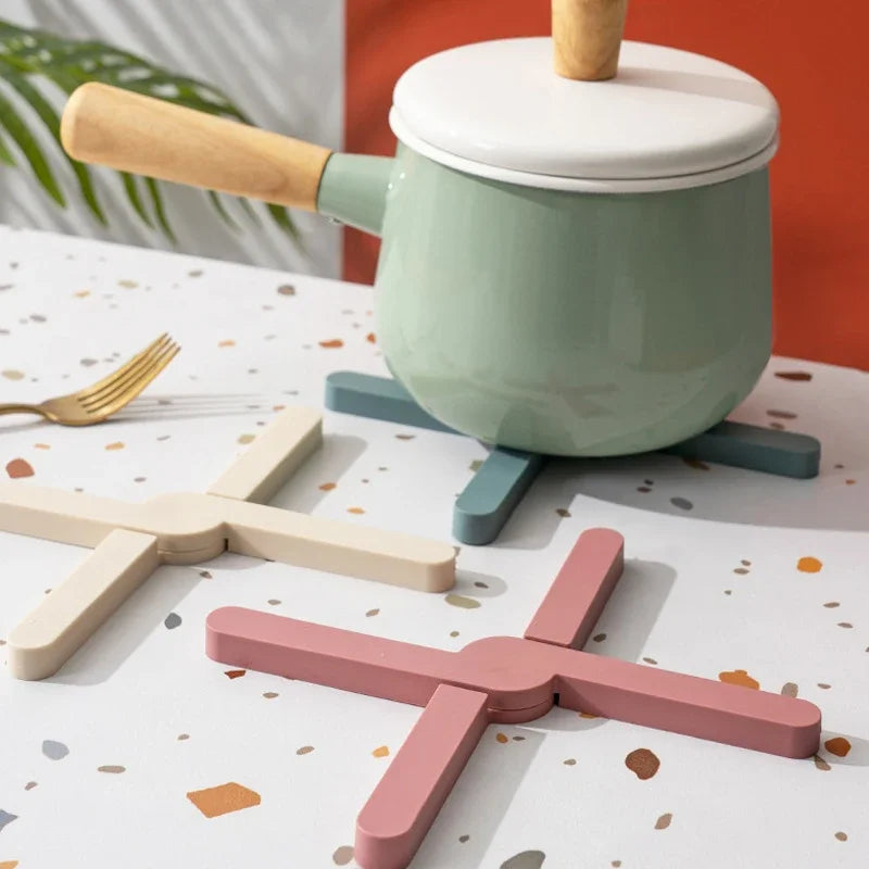 XHold – Foldable Silicone Heat-Resistant Kitchen Trivet